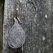 Lightweight Filigree Earring in Gold or Silver