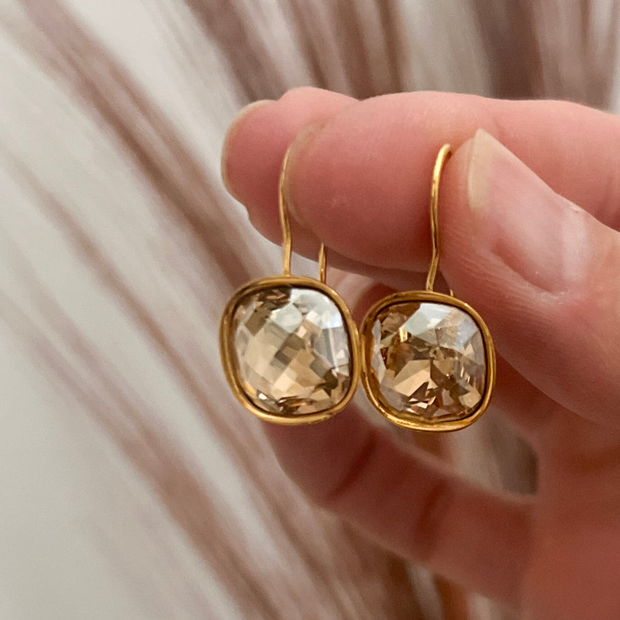 Gold Filled Circle Dangle Earrings