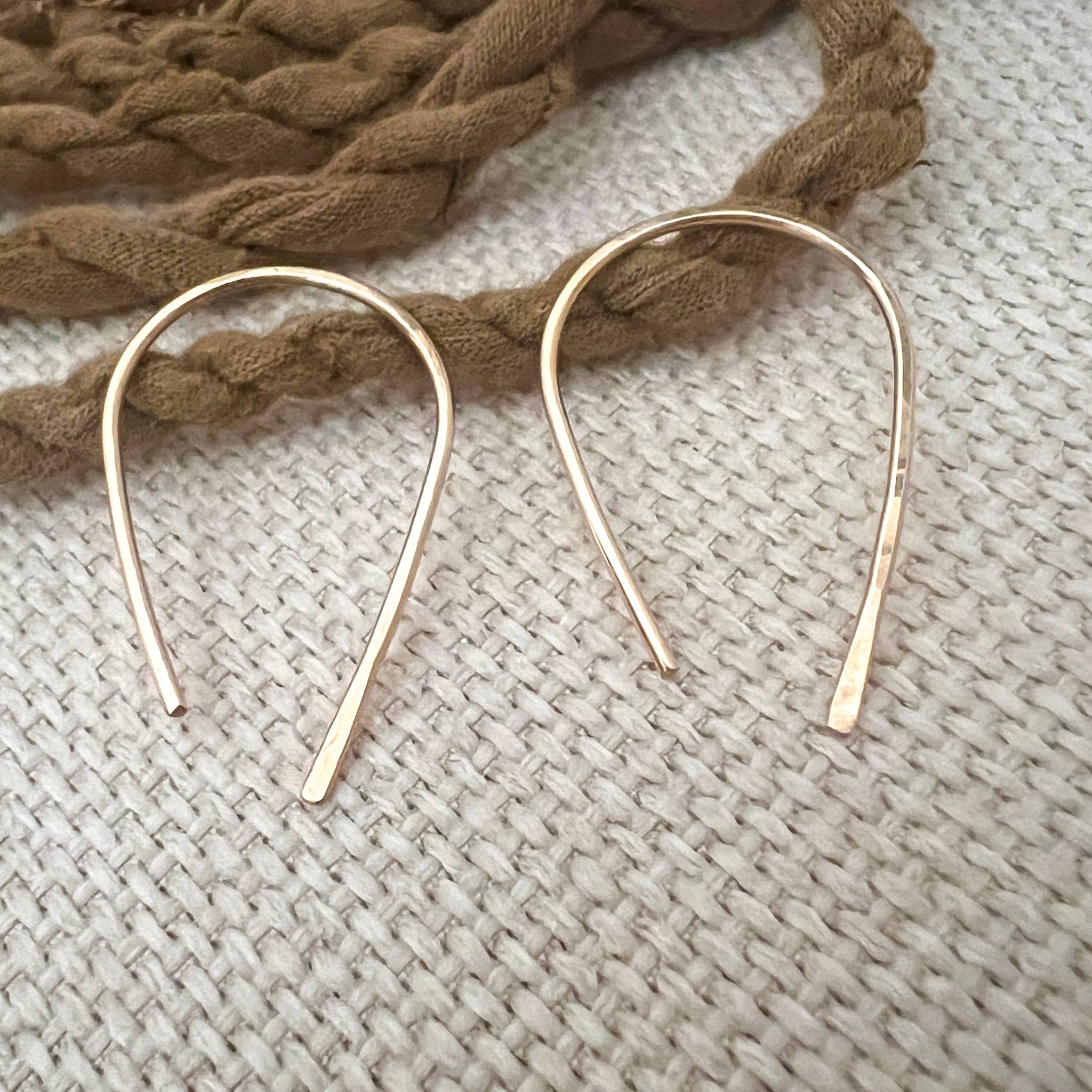 Arc Hoop Earring, Open Horseshoe