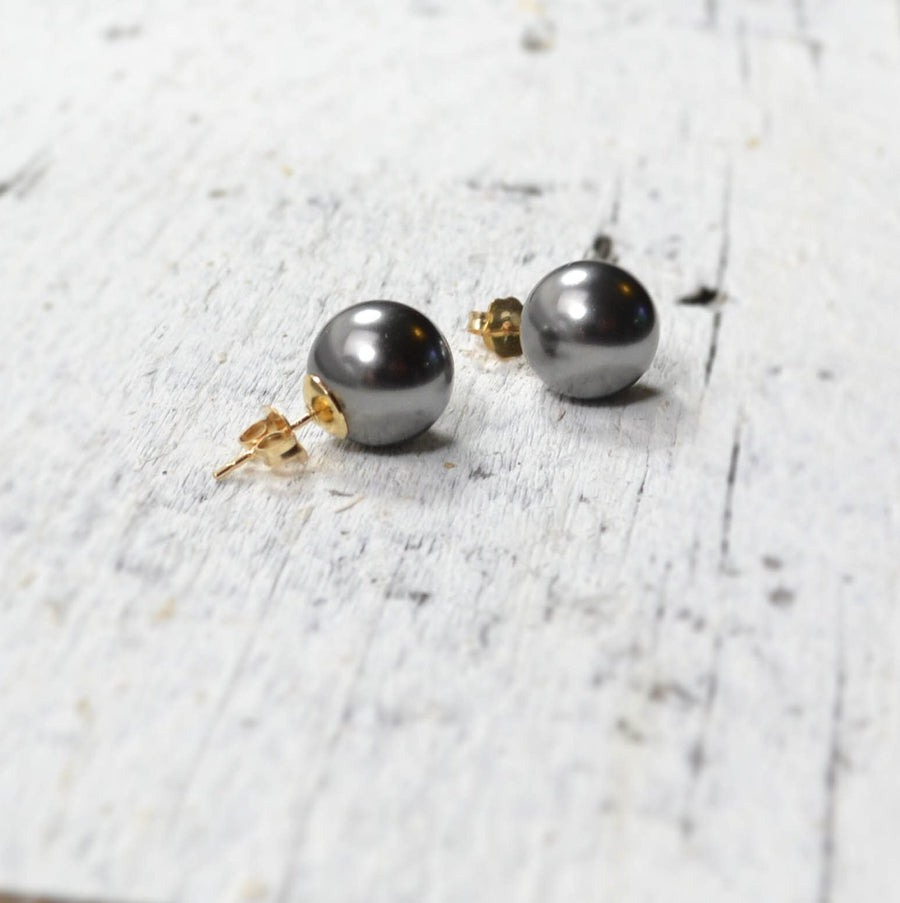Black Pearl, Round Pearl Stud Earrings