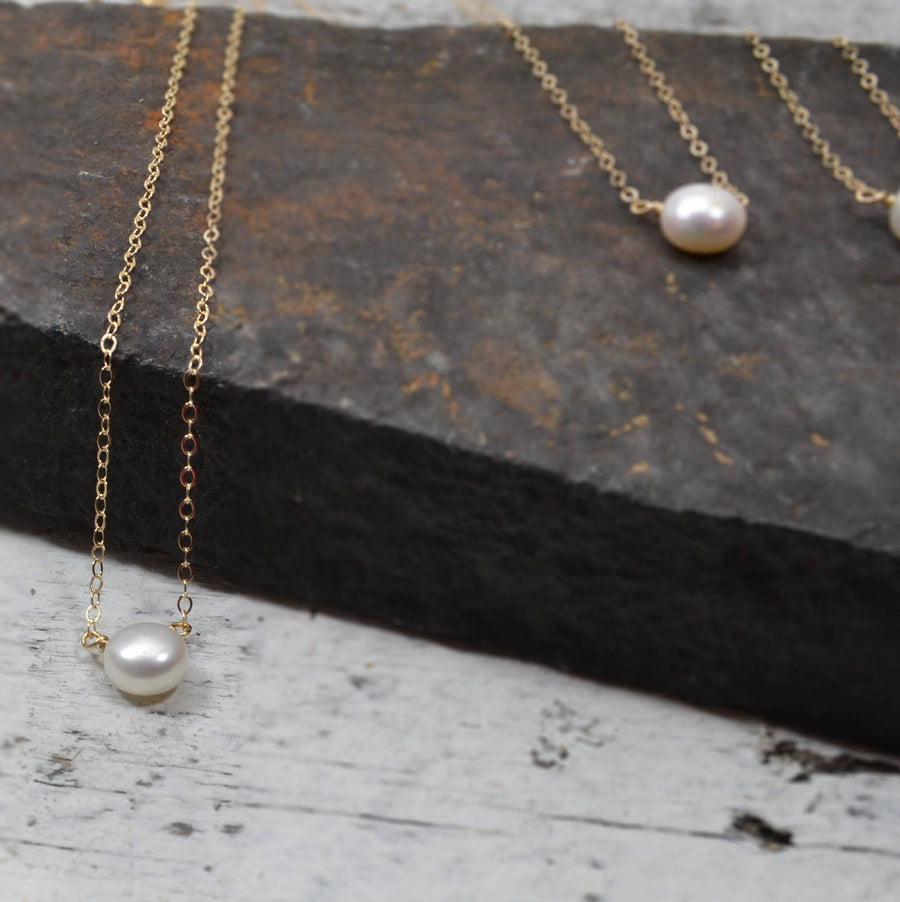 Coin Pearl Solitaire Necklace in Gold Filled or Sterling Silver, Gold Chain, GF Freshwater Pearl Necklace, Bridesmaid or Flower Girl